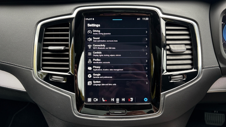 Volvo XC90 2.0 B5D [235] Plus Dark 5dr AWD Geartronic Diesel Estate